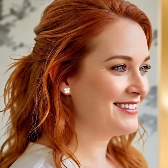 🆕️ S925 Silver Four-Leaf Clover Stud Earrings Dainty Trendy Lucky Charm Jewelry - Picture 3 of 13